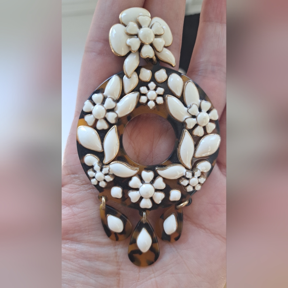 Stunning Statement Earrings - Picture 7 of 7